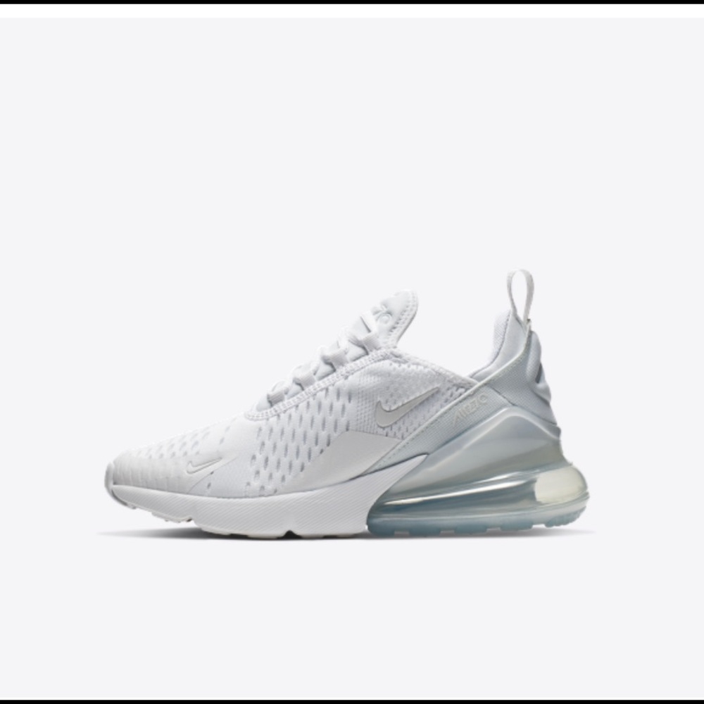 Nike Air Max 270 Big Kids' Shoe	
Size 4Y